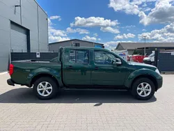 Grün Gebraucht 2013 Nissan Navara Abholung | 14.990 € (Fairer Preis)