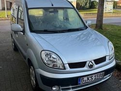 Silber Gebraucht 2005 Renault Kangoo Expression Van / Kleinbus | 1.999 € (Fairer Preis)