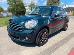 Grün Gebraucht 2012 Mini Cooper Countryman SUV | 3.599 €