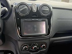 Gebraucht 2018 Dacia Lodgy Stepway Van / Kleinbus | 12.000 € (Etwas zu teuer)