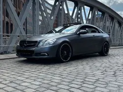 Schwarz Gebraucht 2009 Mercedes E350 Coupé | 12.800 € (Fairer Preis)