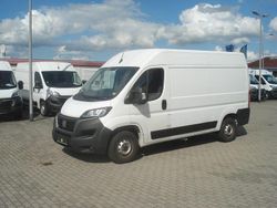 Colore esterno (weiss (pastell Gebraucht 2022 Fiat Ducato Van | 19.873 € (Guter Preis)