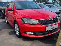 Rot Gebraucht 2015 Skoda Fabia Ambition Kleinwagen | 11.990 € (Fairer Preis)