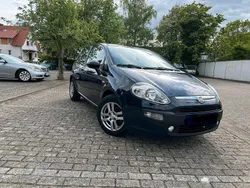 Schwarz Gebraucht 2010 Fiat Punto Evo Kleinwagen | 1.600 € (Guter Preis)