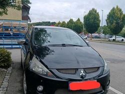 Schwarz Gebraucht 2005 Mitsubishi Grandis Van / Kleinbus | 3.200 € (Etwas zu teuer)
