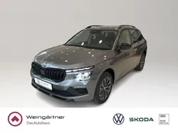 Schwarz Neu 2024 Skoda Kamiq Drive SUV | 23.620 € (Fairer Preis)