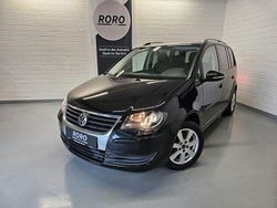 Schwarz Gebraucht 2010 VW Touran Freestyle Van / Kleinbus | 5.950 € (Etwas zu teuer)