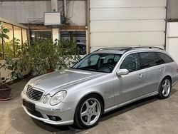 Silber Gebraucht 2004 Mercedes E55 AMG AMG Kombi | 31.900 €