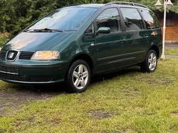 Grün Gebraucht 2003 Seat Alhambra Van / Kleinbus | 1.650 € (Etwas zu teuer)
