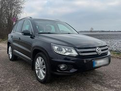 Schwarz Gebraucht 2012 VW Tiguan SUV | 9.300 € (Fairer Preis)