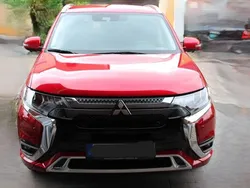 Rot Gebraucht 2021 Mitsubishi Outlander P-HEV SUV | 23.500 € (Fairer Preis)