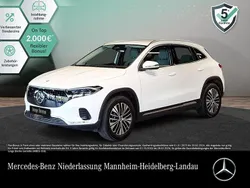 Weiß Gebraucht 2024 Mercedes EQA300 Advanced SUV | 33.890 € (Guter Preis)
