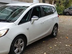 Gebraucht 2016 Opel Zafira Tourer Edition Van / Kleinbus | 8.500 € (Fairer Preis)