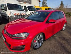 Tornadorot Gebraucht 2015 VW Golf GTI Limousine | 13.500 € (Guter Preis)