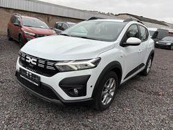 Weiß Gebraucht 2024 Dacia Sandero Expression Kleinwagen | 13.700 € (Superpreis)