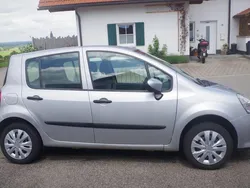 Grau Gebraucht 2009 Renault Modus Expression Van / Kleinbus | 2.100 € (Guter Preis)