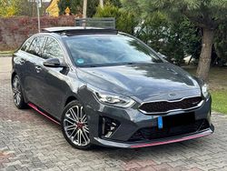 Grau Gebraucht 2019 Kia ProCeed Kleinwagen | 13.500 € (Fairer Preis)