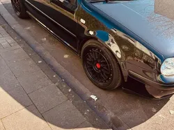Schwarz Gebraucht 2001 VW Golf IV Coupé | 4.800 €
