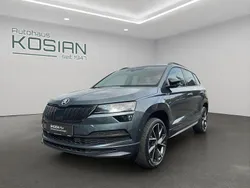 Quarzgrau metallic Gebraucht 2020 Skoda Karoq SportLine SUV | 26.890 € (Teuer)
