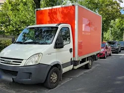 Weiß Gebraucht 2008 Iveco Daily Van / Kleinbus | 6.900 €