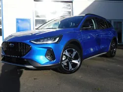 Blau Neu 2024 Ford Focus Active Limousine | 29.960 € (Etwas zu teuer)