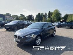 Grau Gebraucht 2022 Seat Leon Style Limousine | 16.850 € (Superpreis)
