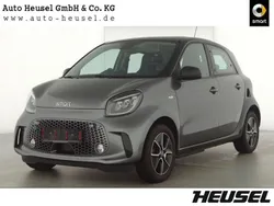 Karosserie in graphite grey (m Gebraucht 2022 Smart ForFour Electric Drive Exclusive Limousine | 16.490 € (Teuer)