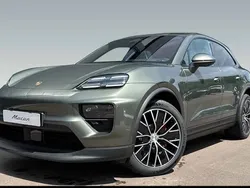 Aventuringrünmetallic Gebraucht 2025 Porsche Macan SUV | 106.550 € (Guter Preis)
