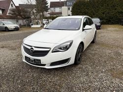 Weiß Gebraucht 2016 Opel Insignia Business Edition Kombi | 4.500 € (Guter Preis)