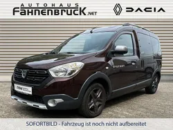 Braun Gebraucht 2017 Dacia Dokker Celebration Van | 12.290 € (Fairer Preis)
