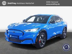 Grabber blue metallic Gebraucht 2023 Ford Mustang Mach-E S SUV | 39.903 € (Superpreis)