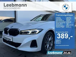 Mineralweiß (metallic) Gebraucht 2024 BMW 318 Comfort Edition Kombi | 36.450 € (Fairer Preis)