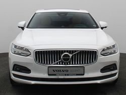 Weiß Gebraucht 2023 Volvo S90 Limousine | 24.500 €