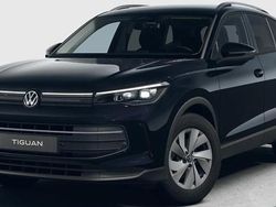 Perleffektlackierung grenadillschwarz Neu 2025 VW Tiguan Life SUV | 37.984 € (Superpreis)