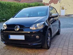 Schwarz Gebraucht 2015 VW up! CLUB Kleinwagen | 6.800 € (Fairer Preis)