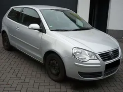 Silber Gebraucht 2005 VW Polo Limousine | 950 € (Superpreis)