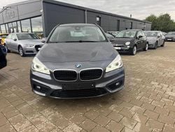 Grau Gebraucht 2017 BMW 218 Active Tourer Van / Kleinbus | 11.997 € (Guter Preis)