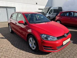 Tornado red Gebraucht 2017 VW Golf VII Comfortline Limousine | 12.490 € (Fairer Preis)