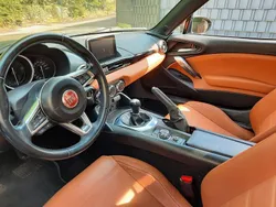 Braun Gebraucht 2017 Fiat 124 Spider Lusso Cabrio | 15.000 € (Fairer Preis)