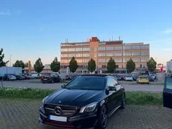 Schwarz Gebraucht 2014 Mercedes CLA250 Limousine | 16.500 €