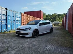 Weiß Gebraucht 2012 VW Golf VI Edition Limousine | 18.000 €