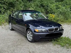 Blau Gebraucht 2001 BMW 320 Limousine | 3.300 € (Superpreis)