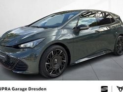 Dark forest metallic Gebraucht 2025 Cupra Born VZ2 Kleinwagen | 50.890 € (Teuer)