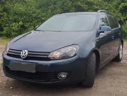 Blau Gebraucht 2010 VW Golf VI Comfortline Kombi | 5.399 € (Fairer Preis)