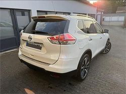 Weiß Gebraucht 2017 Nissan X-Trail Tekna SUV | 17.300 € (Fairer Preis)