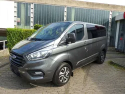 Grau Gebraucht 2019 Ford Transit Custom Trend Van / Kleinbus | 23.750 € (Fairer Preis)