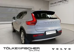 Glacier silver / (metallic) Gebraucht 2022 Volvo XC40 Inscription SUV | 29.989 € (Guter Preis)