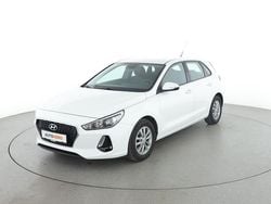 Weiß Gebraucht 2018 Hyundai i30 Select Limousine | 11.090 € (Superpreis)