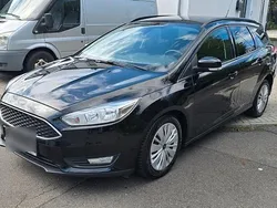 Schwarz Gebraucht 2016 Ford Focus Trend Kombi | 8.650 € (Guter Preis)
