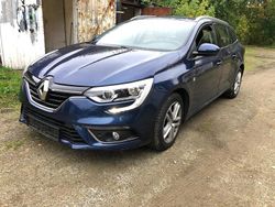 Blau Gebraucht 2018 Renault Mégane GrandTour Kombi | 9.500 € (Fairer Preis)